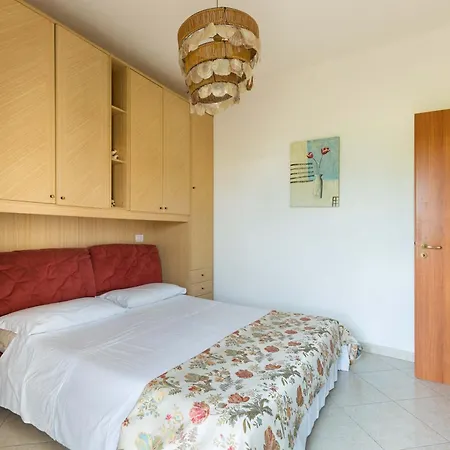 Apartment In Michelle By Barbarhouse Porto Cesareo