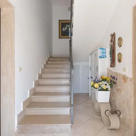 Apartment In Michelle By Barbarhouse Porto Cesareo